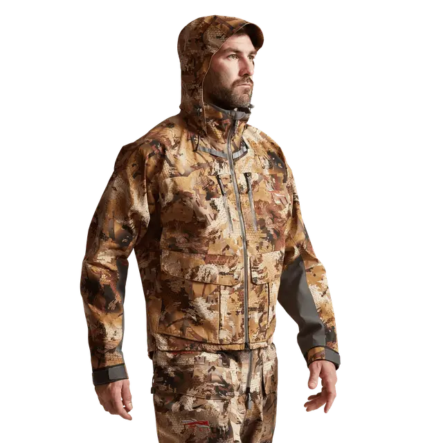 SITKA Delta Pro Wading Jacket in Optifade Waterfowl